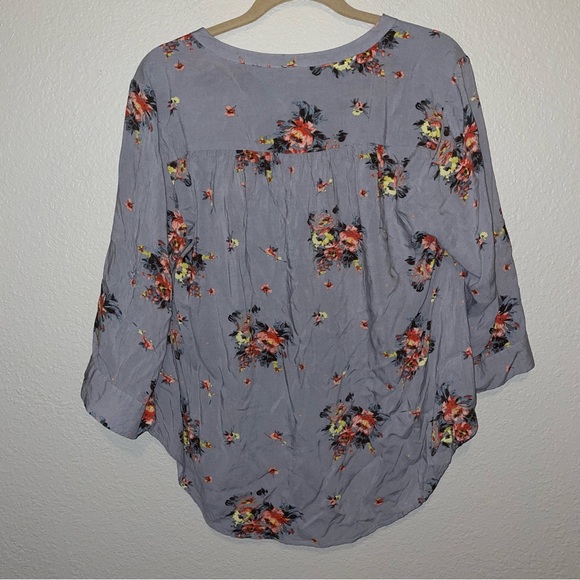 Torrid Harper Gray Floral Challis Blouse - Picture 3 of 6